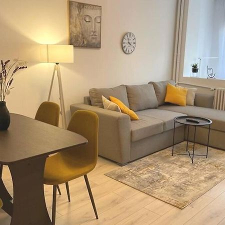 Mav Bucharest Apartment Luaran gambar
