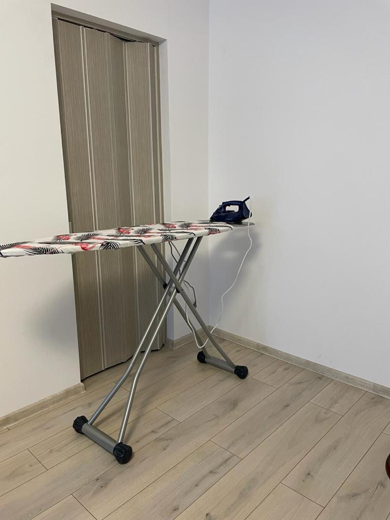 Mav Bucharest Apartment Luaran gambar